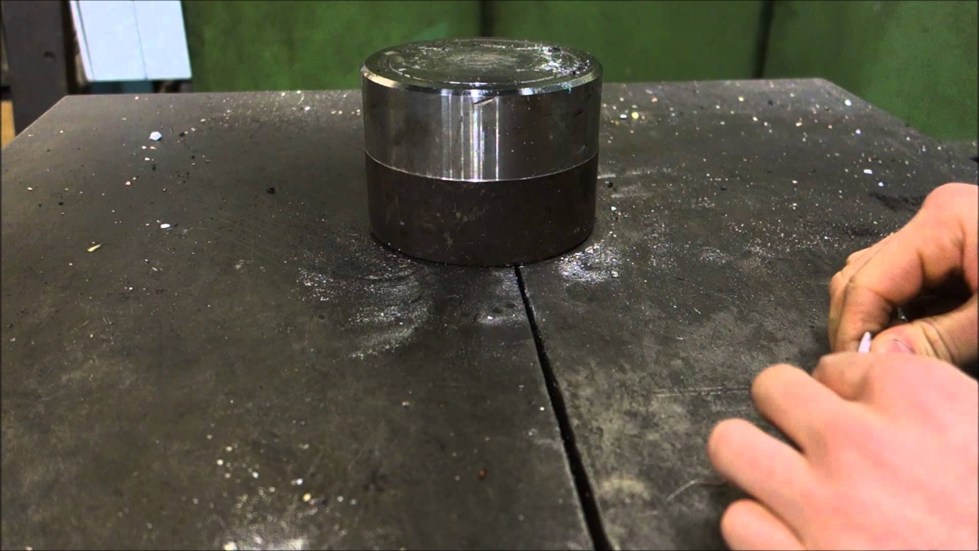 Bloke Tries To Fold Paper 7 Times With Hydraulic Press, Paper Wins