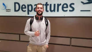 Aussie Bloke Arrested For Overstaying Visa By Only 90 Minutes