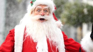 Santa rips off beard and tells kids to ‘get the f*ck out’ in huge grotto meltdown