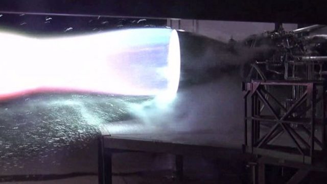 Elon Musk fires the Mars Starship Raptor engine for the first time