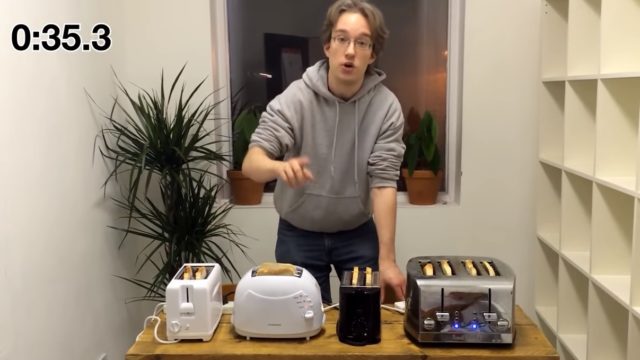 Bloke conducts experiment to work out what the f*** the dials on ya toaster mean