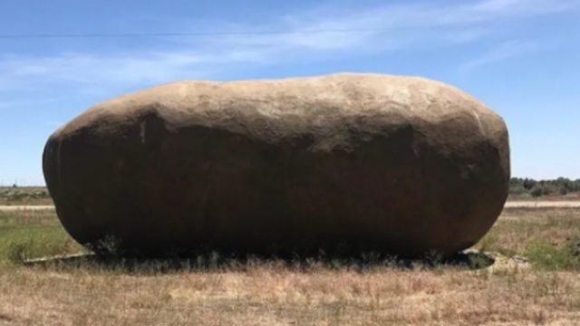 This ‘giant potato’ has been turned into a $200 per night Airbnb hotel