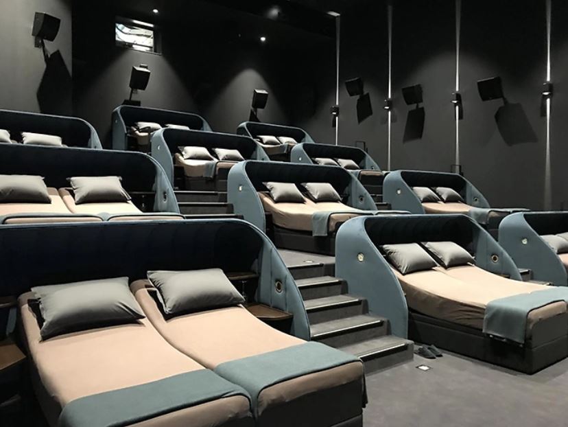 Swiss Company Launches New Vip Gold Class Cinema That Looks Fen Mint