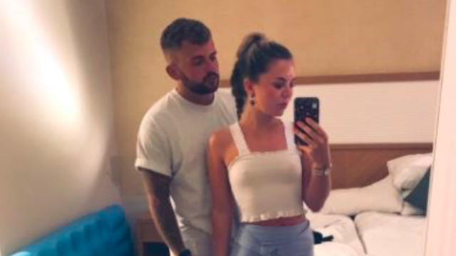 Couple hilariously mortified after sending mirror selfie to parents