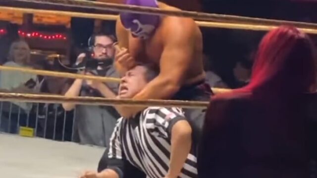 Wrestler reportedly stabbed referee with spike in bloody match
